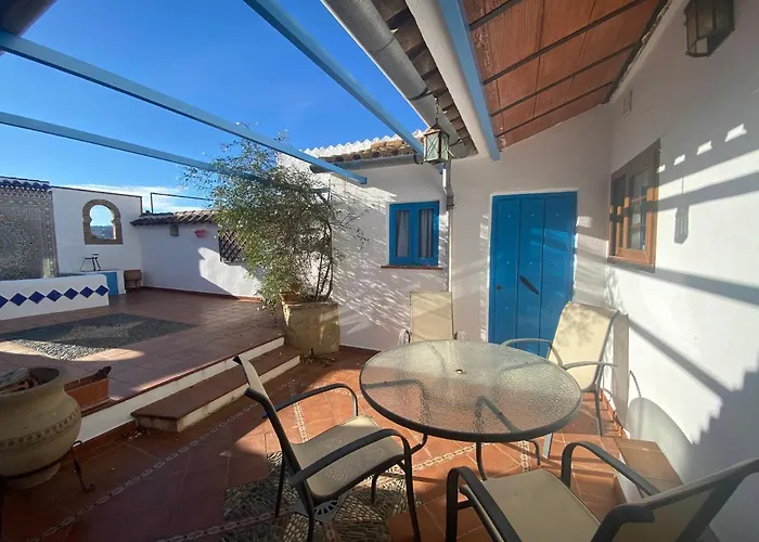 Beautiful Traditional Town House